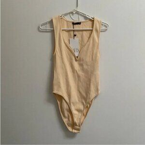 Zara Ribbed Bodysuit M